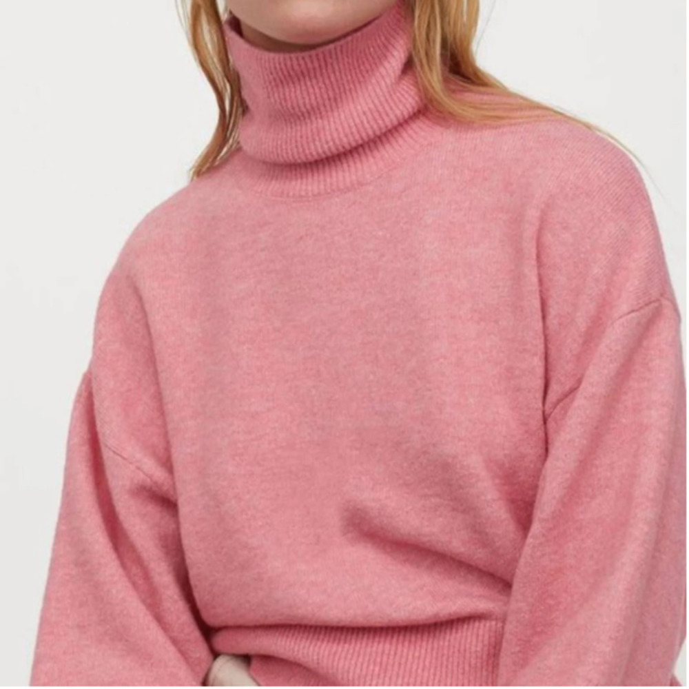 Pink fuzzy turtleneck sweater h&m
